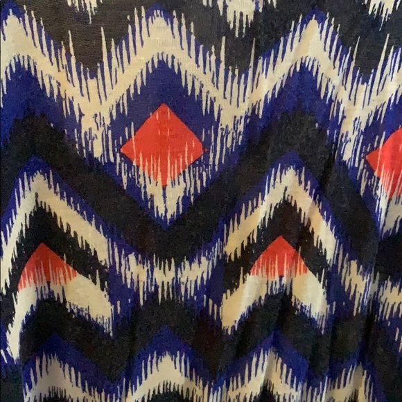 Patterned tank top - Picture 2 of 6